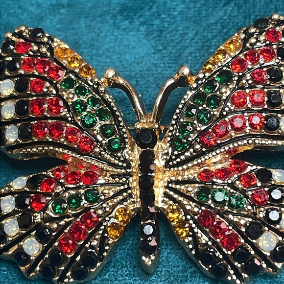 Red and Black Butterfly Brooch - Picture 2 of 5